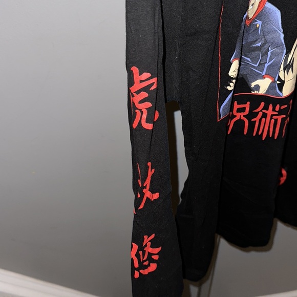 Jujutsu Kaisen Anime Shirt - Picture 3 of 6